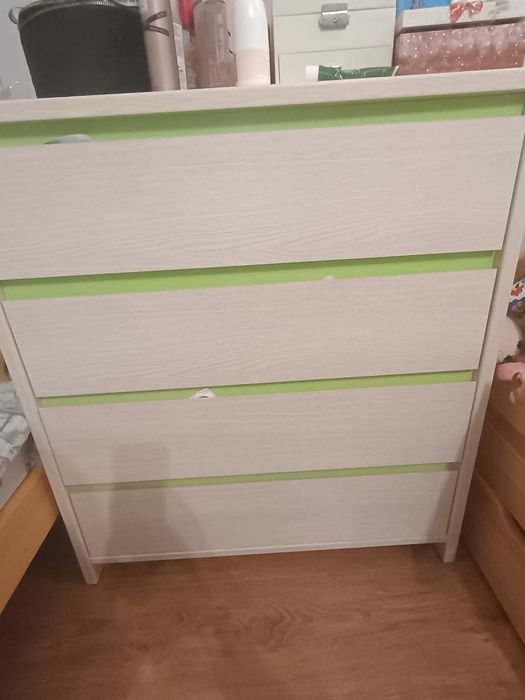 Meble do pokoju młodzieżowego