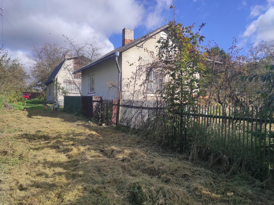 Продам цегляну Дачу