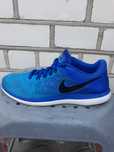 Nike кроссовки оригинальные раз 41