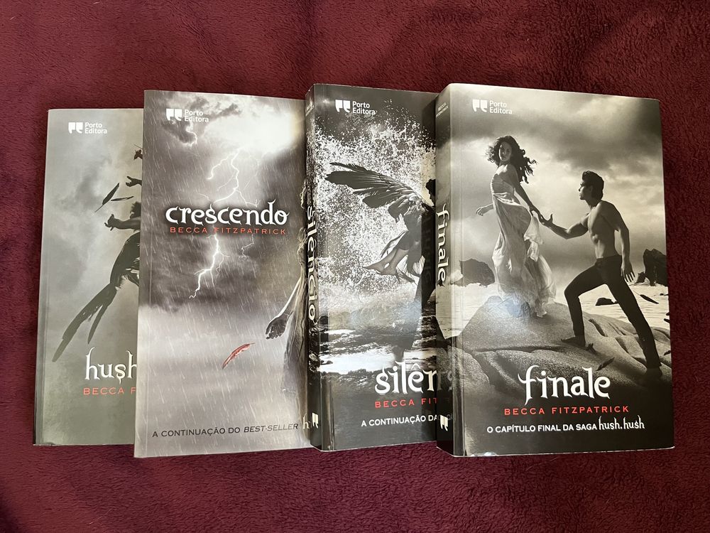 Hush Hush (coleção)