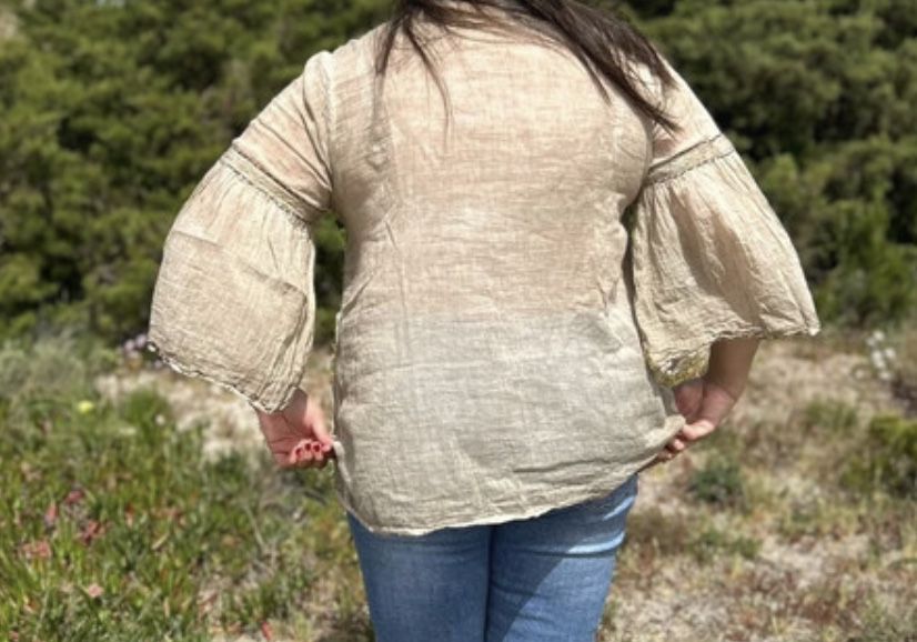 Túnica bege com bordados; Natura; Tam XL