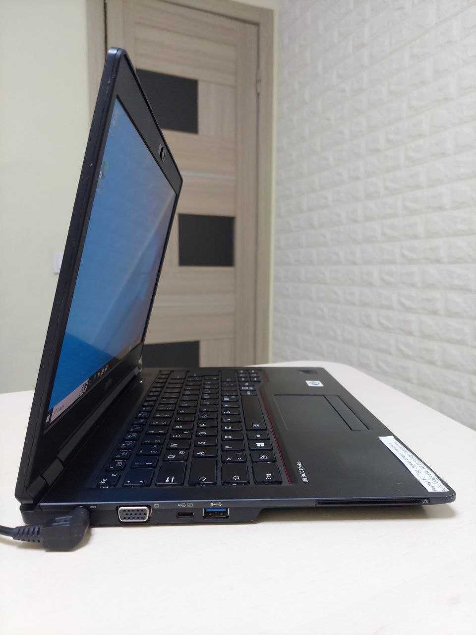 Ноутбук FUJITSU  U748 14" IntelCore I5-8gen/DDR4 8Gb/SSD M.2 256Gb+GSM