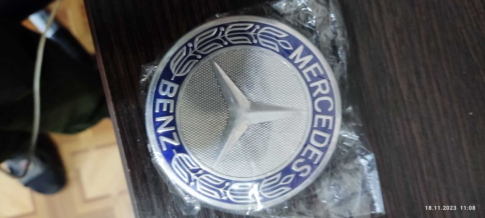 Заглушка колеса Мерседес