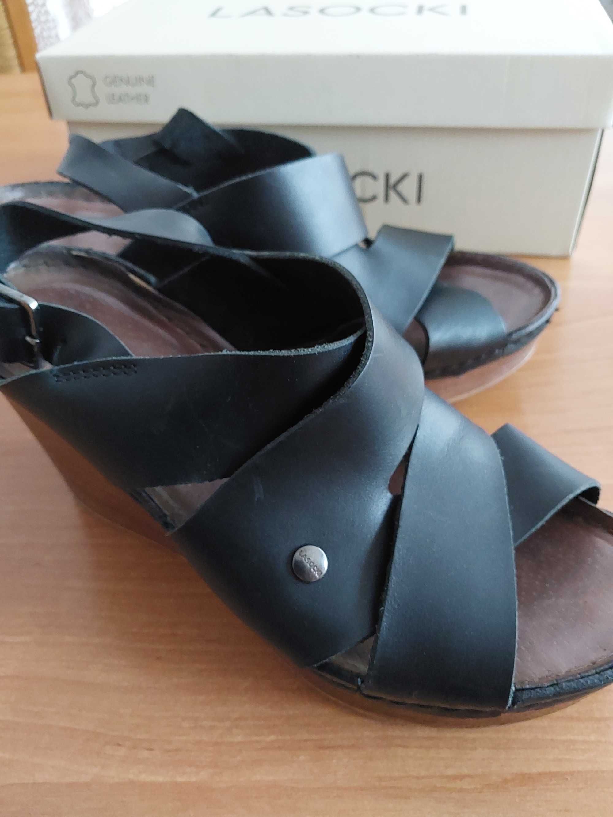 Sandały ze skóry naturalnej Lasocki