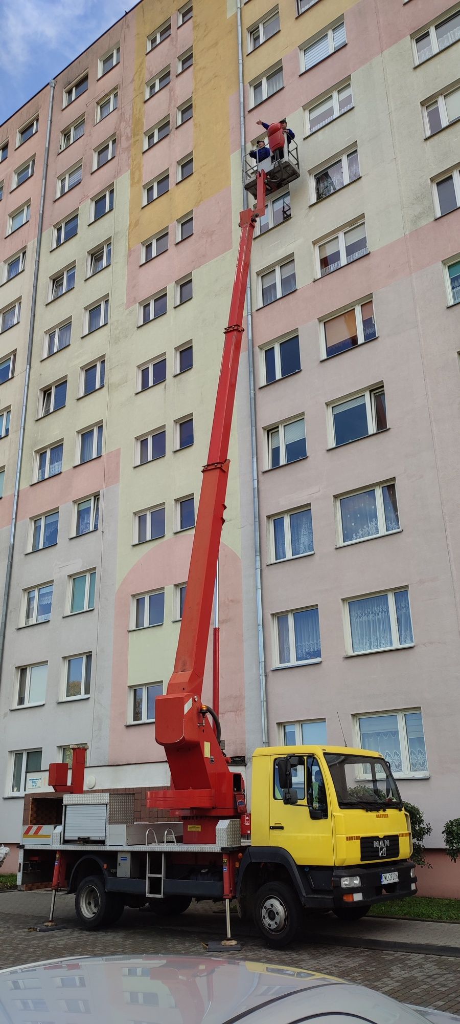 Podnośnik koszowy zwyżka  Włocławek  wynajem  wycinka drzew