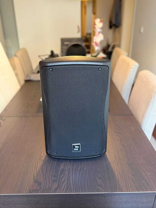Coluna Activa Electro-Voice ZXA1 8” – 800W – Excelente Estado