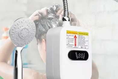 Проточний  водонагрівач  термостатичний з душем  та  екраном