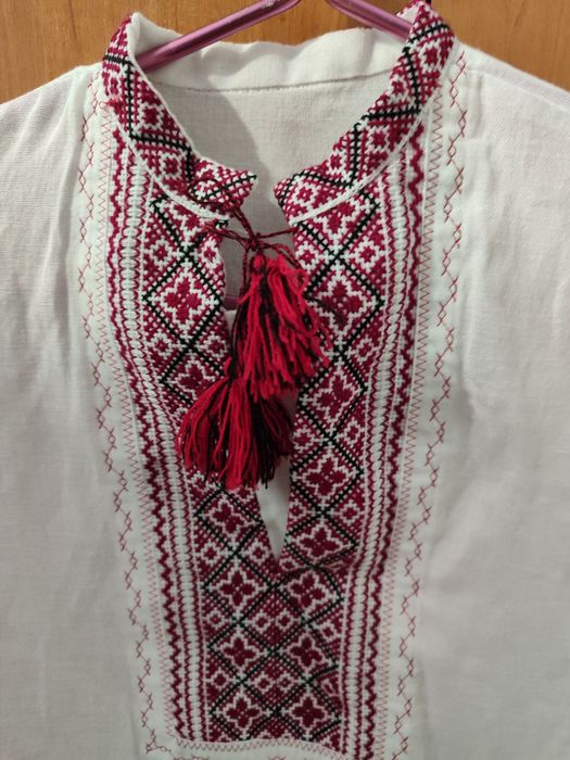 Вишиванка для хлопчика 10-12 років.