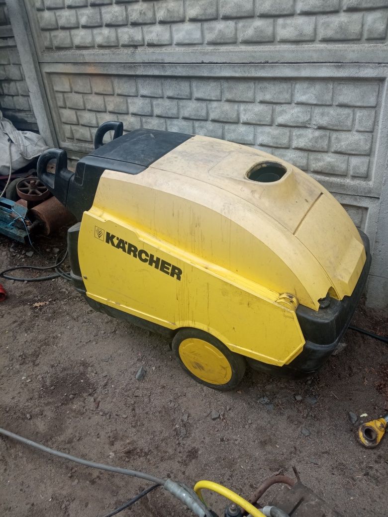 Myjka ciśnieniowa Karcher HDS 895