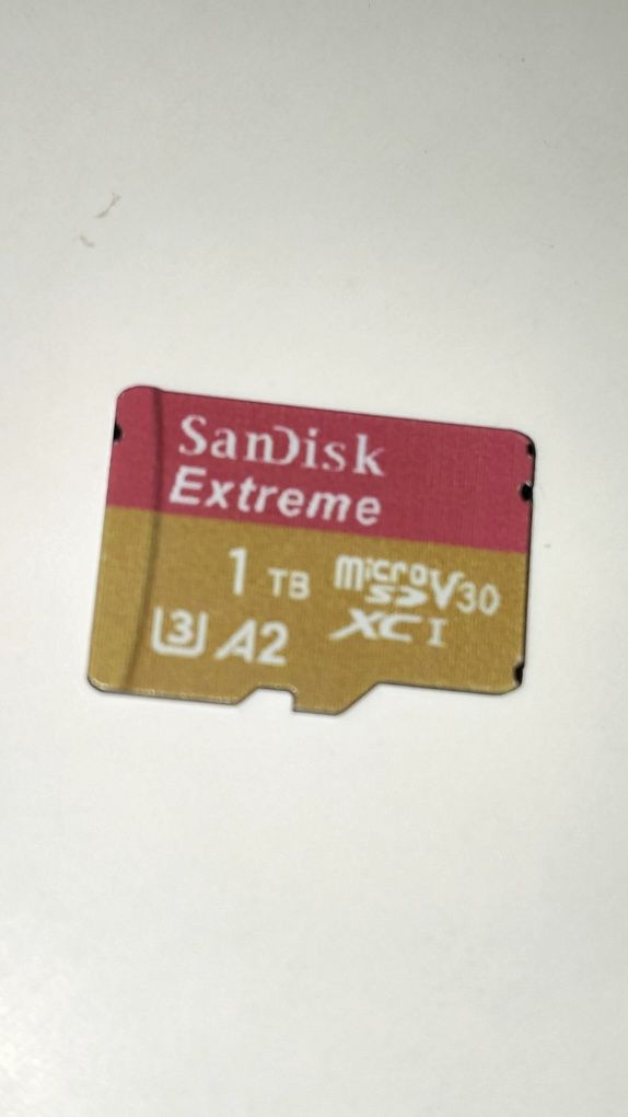 Карта пам'яті SanDisk 1 TB microSDXC UHS-I U3 V30 A2 Extreme