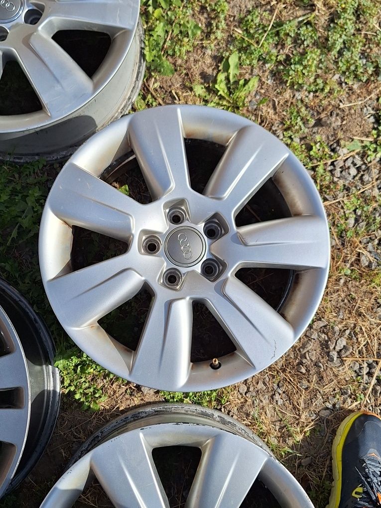 Литі диски R17 AUDI Skoda Seat VW Golf Passat