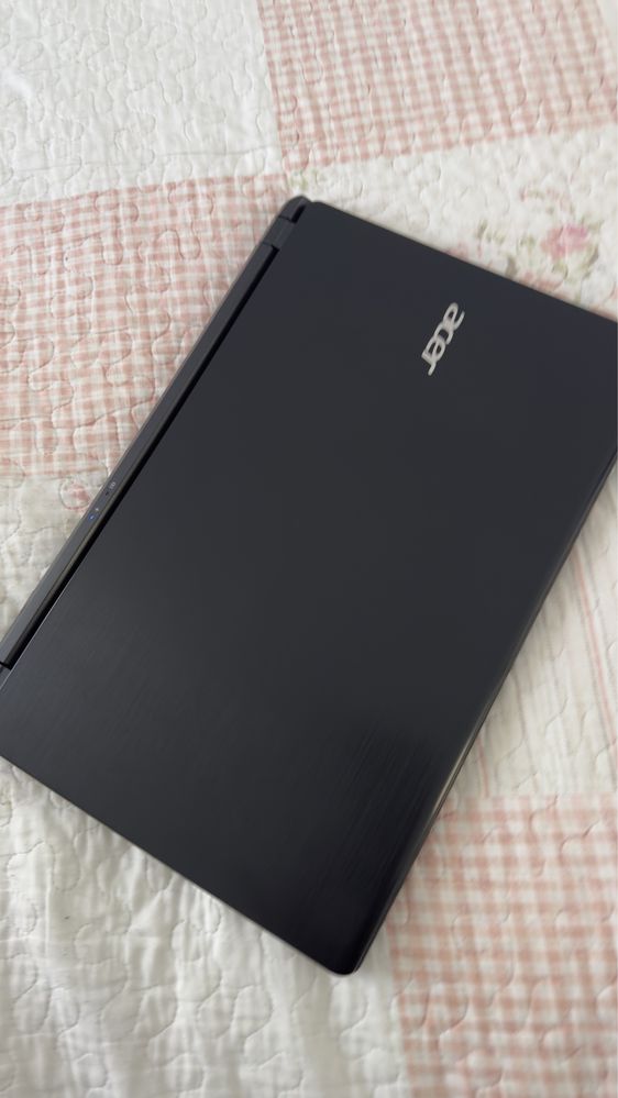 Ноутбук Acer Aspire V5 - 537Q-54208Q1Takk