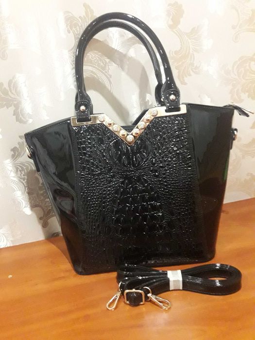 Продам сумку в дуже хорошому стані