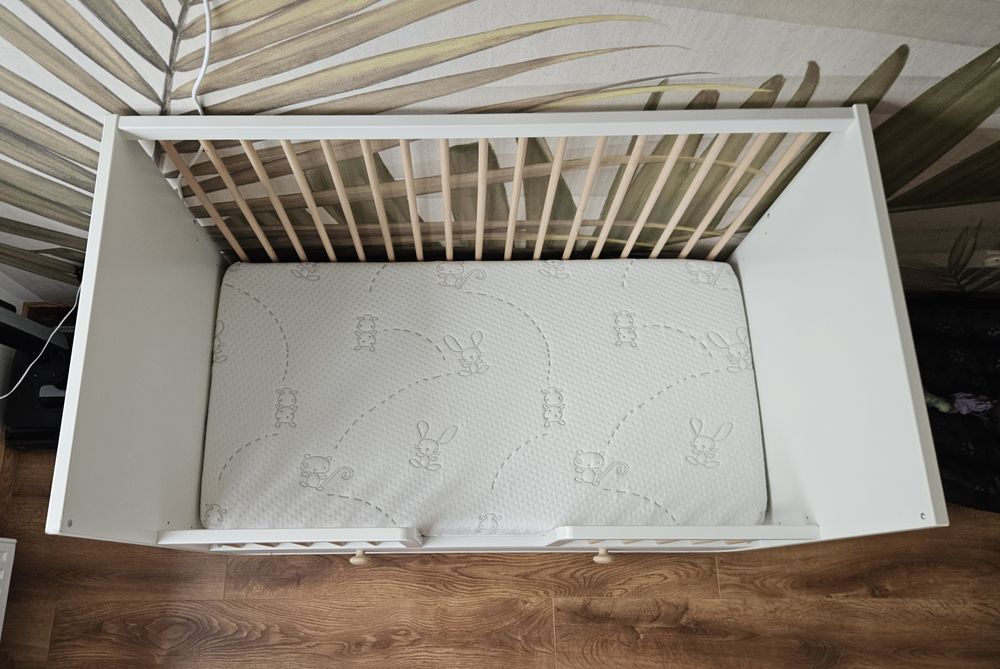 Łóżeczko Myllra (120x60) Ikea + materac Hilding Dobranocka