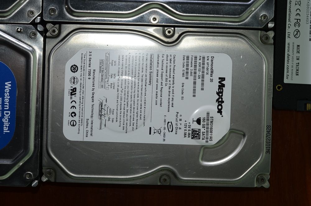 Накопичувачі HDD SSD 1tb/500/320/128gb