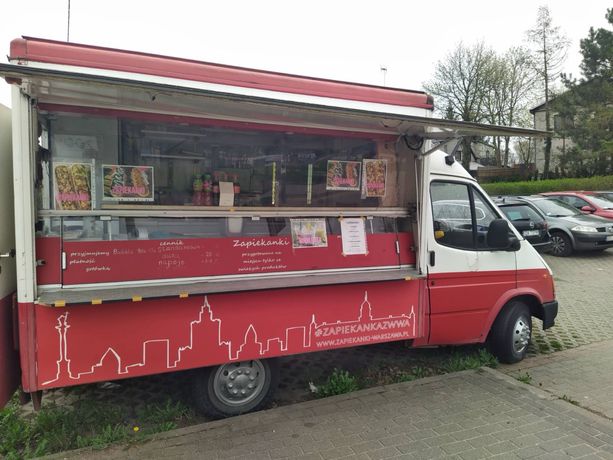 FOODTRUCK sprawny z wyposażeniem