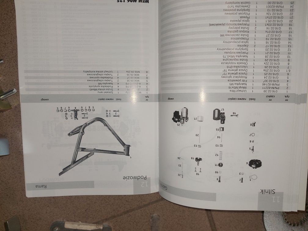 Nowy zestaw klucze ściągacze katalog czesci rama wfm silnik