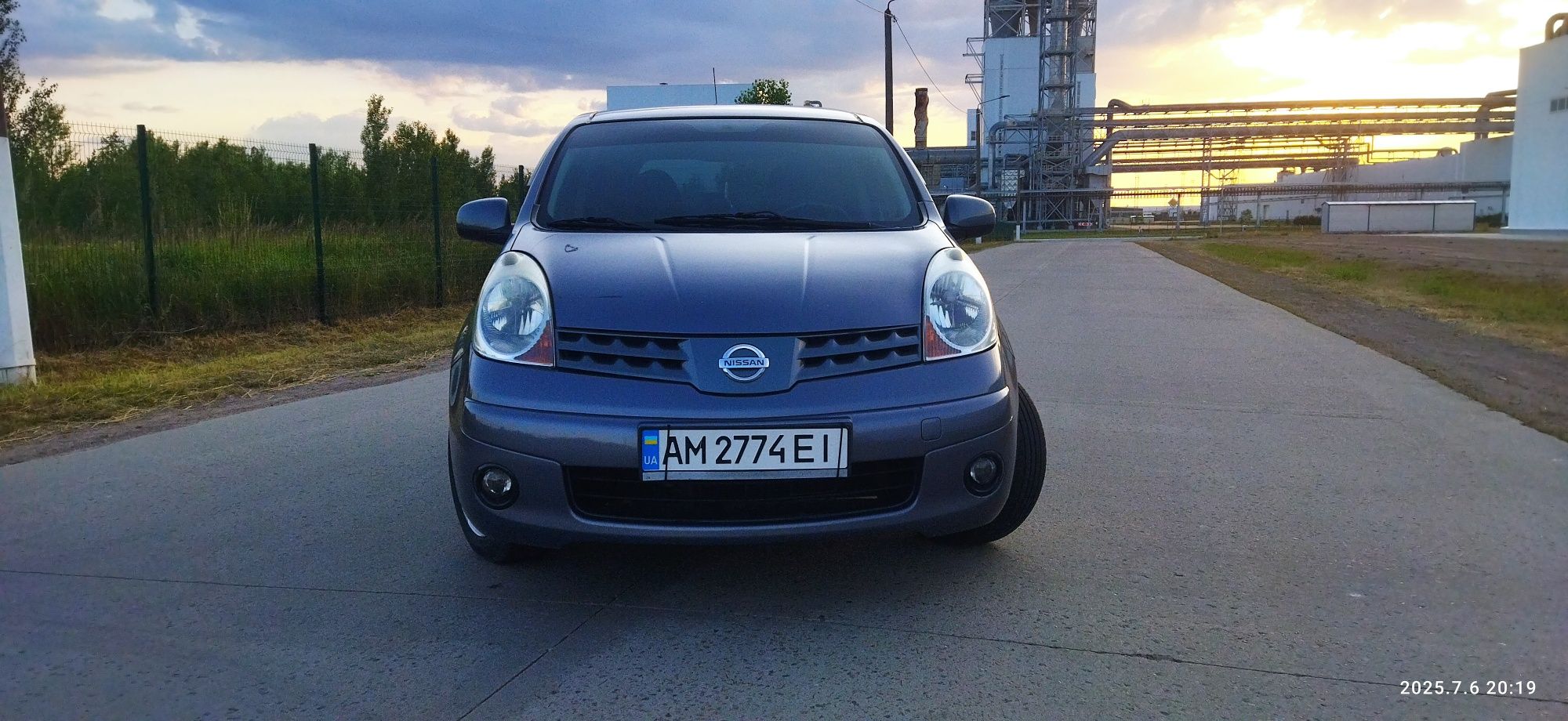 Продам автомобіль Нисан Ноте 2007р.в