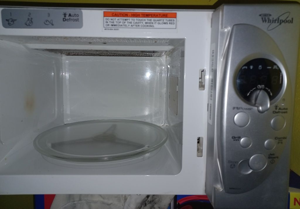 Kuchenka mikrofalowa Whirlpool AMW 204 AL