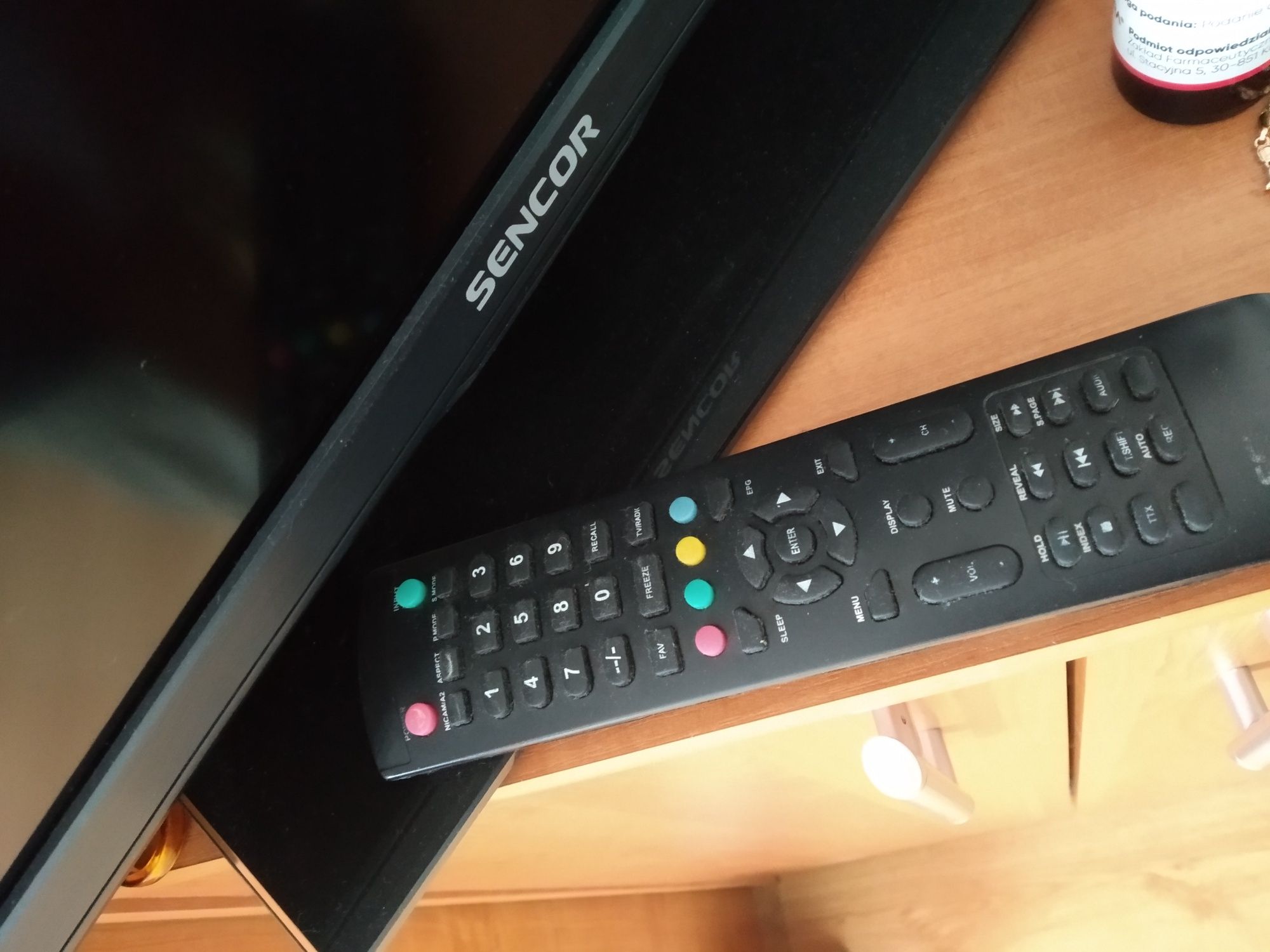 Telewizor 32 cale sencor z pilotem sprawny