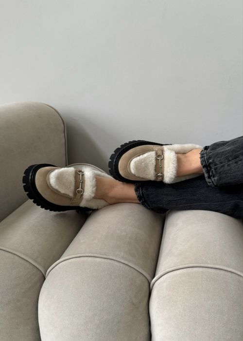 Жіночі лофери на овчині 36-23.5 см