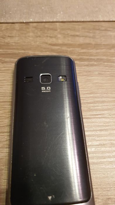 Samsung   S5611  idealny  dla  seniora