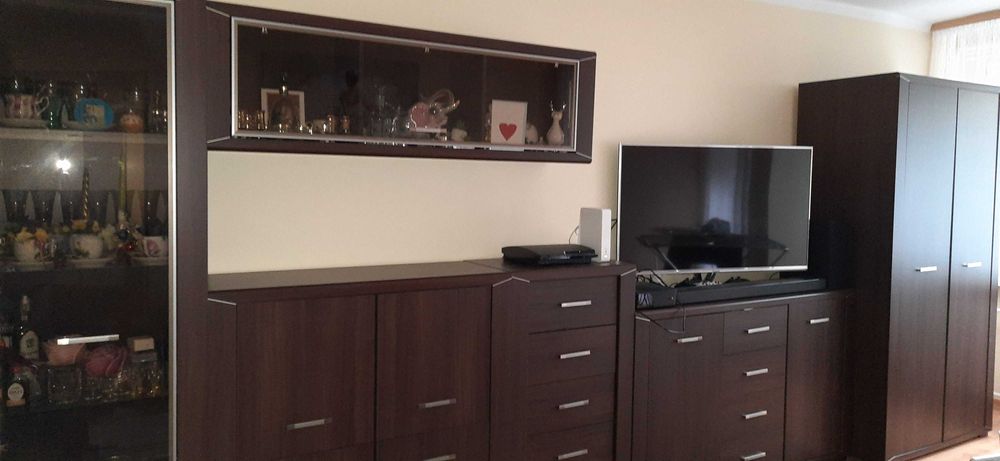 oddam za darmo  zestaw mebli do salonu .black red white