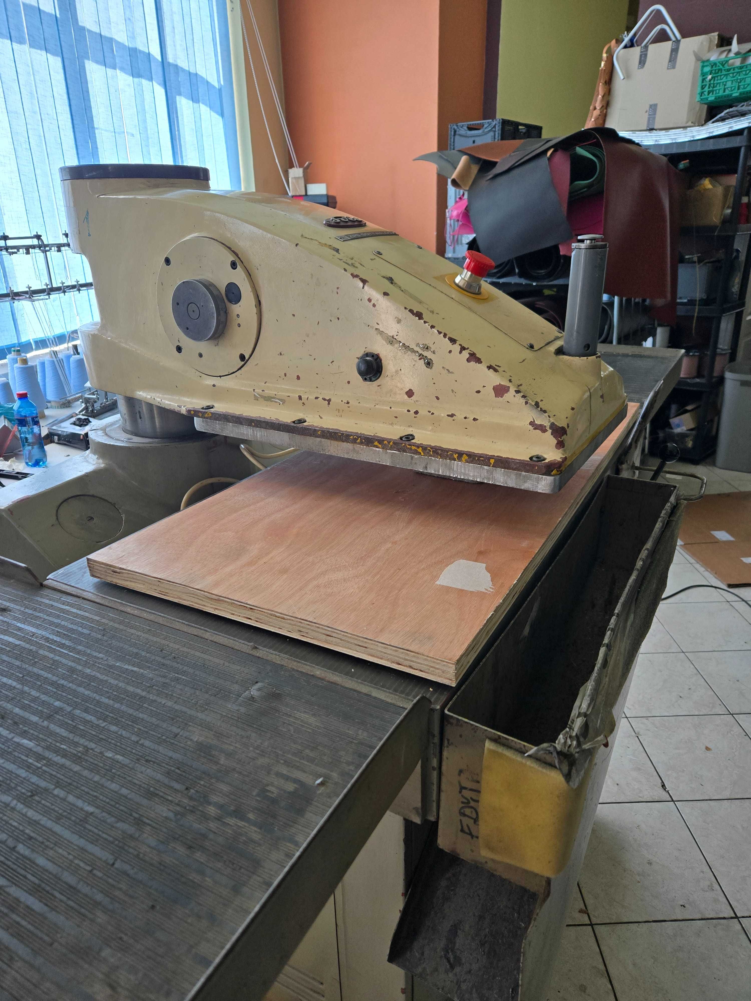 Prasa hydrauliczna, siekarka wycinarka SVIT 06145 P2