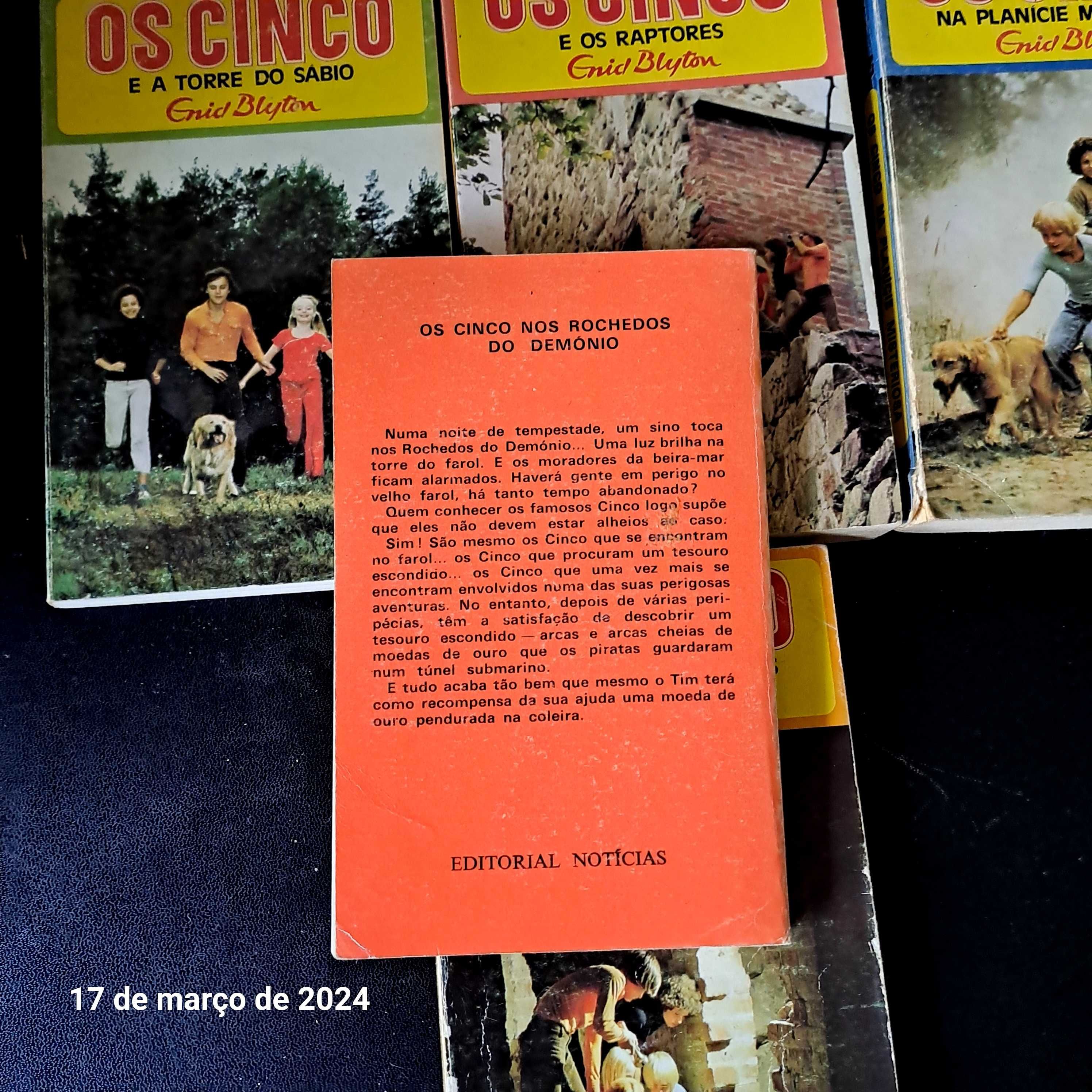 Livros antigos da coleção Os Cinco