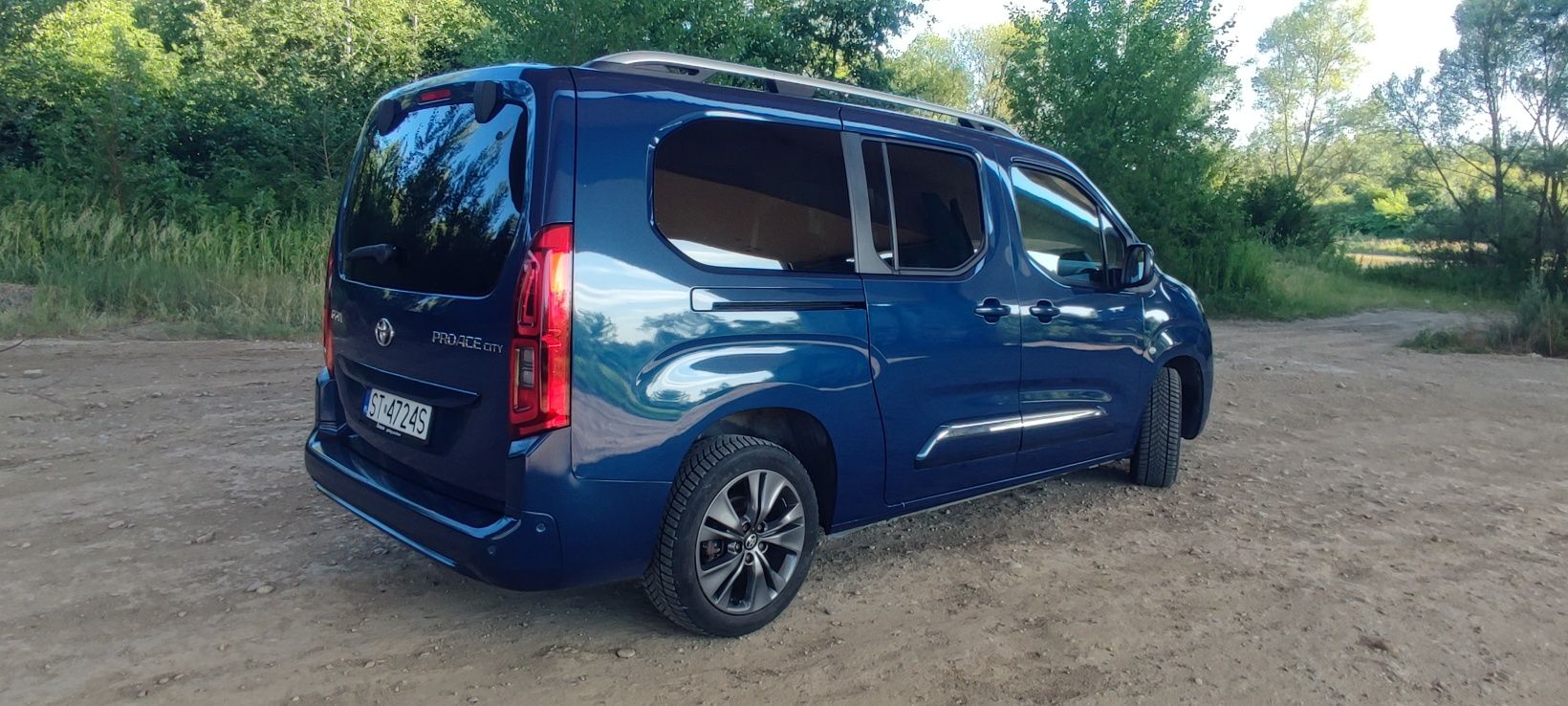 Toyota proace city verso family long  salon Polska