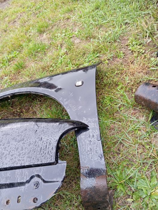 Продам капот черного цвета Шкода Октавия тур