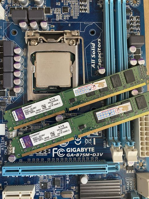 Продам комплект 1155 / i5 2300 / gigabayte b75m-d3v / 8 gb ram 1333