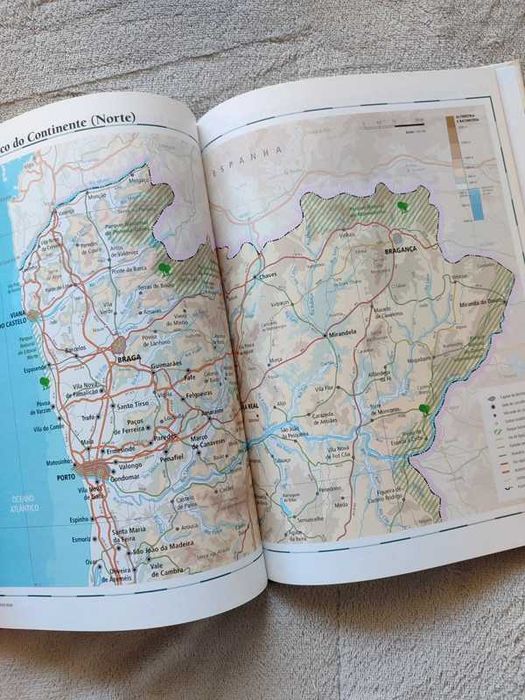 Livro: Atlas Escolar - Geografia 7°Ano