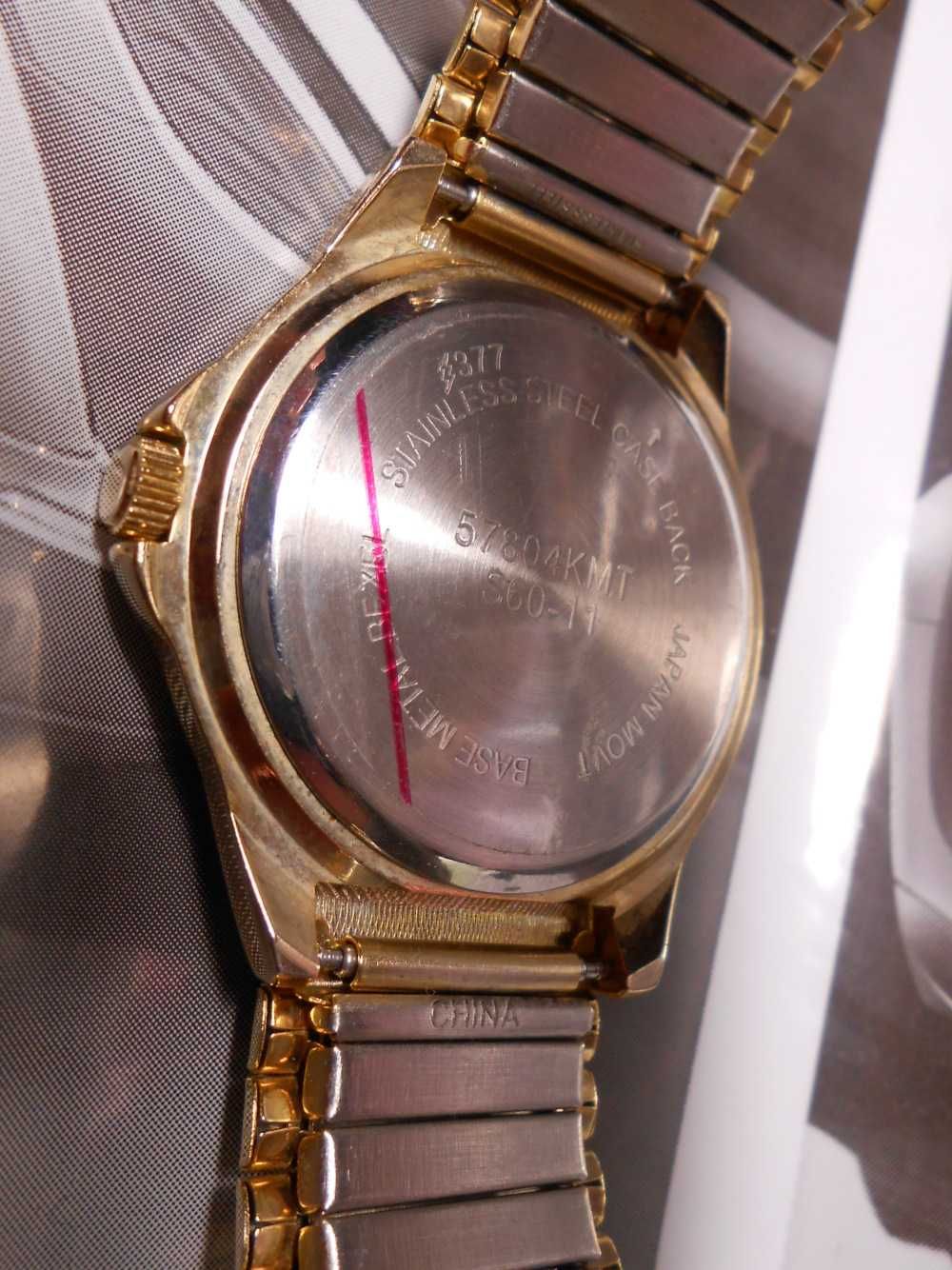 Наручные Часы Мужские Кварцевые с эластичным браслетом JAPAN MOVT