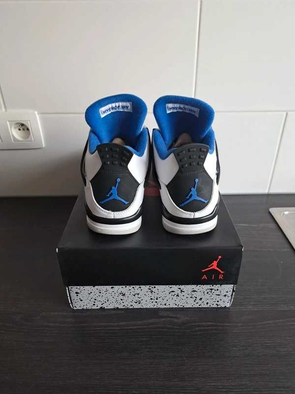 NikeAir Jordan4Retro R.42