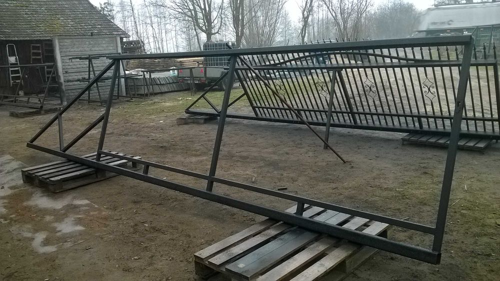 brama przesuwna rama do wypełnienia- 6 m, sztachety, panel