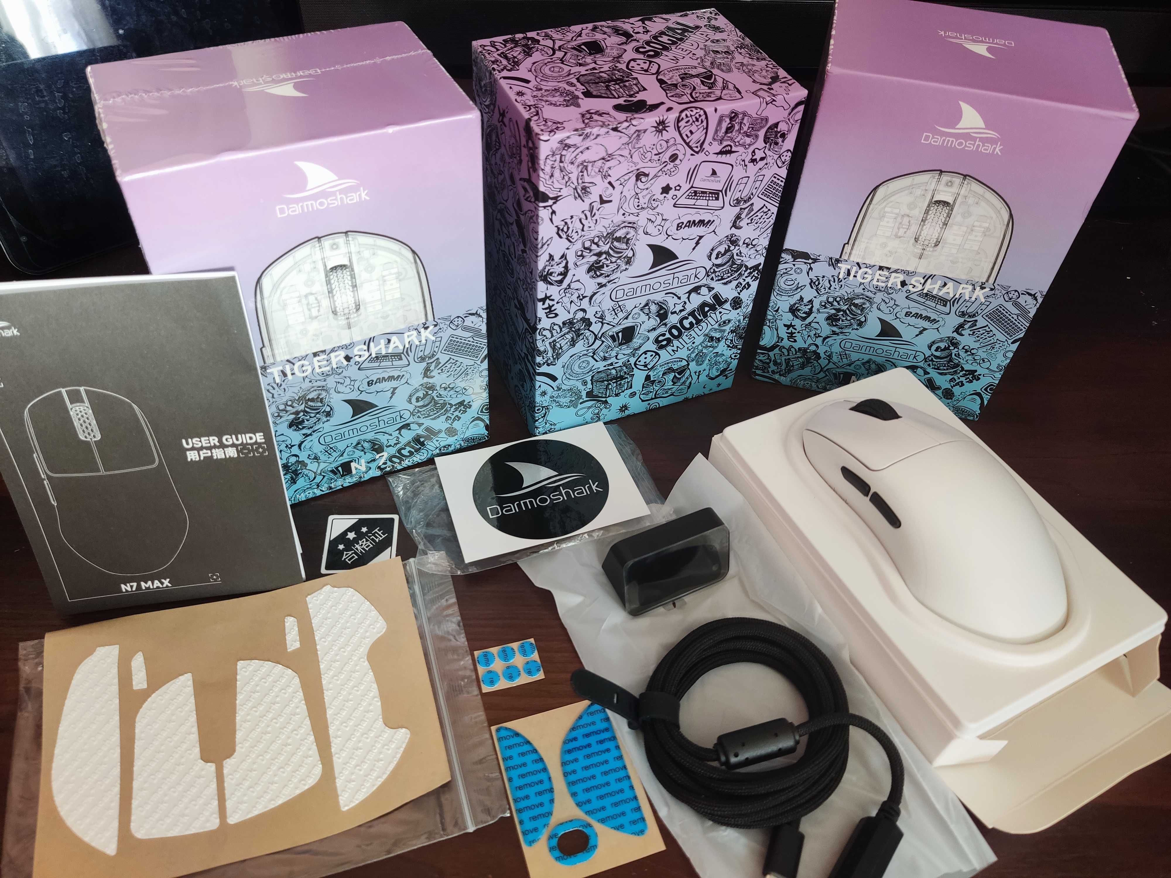 Ігрова миша Darmoshark N7 MAX PAW3950 8K Display