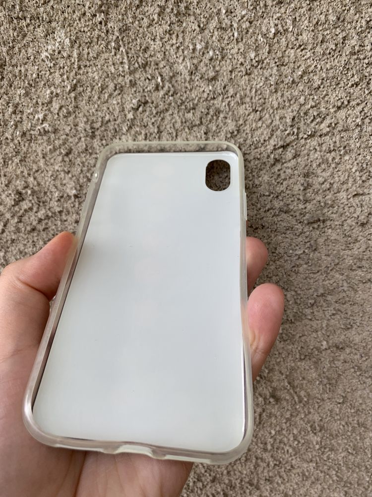 Etui iPhone XR z planetami