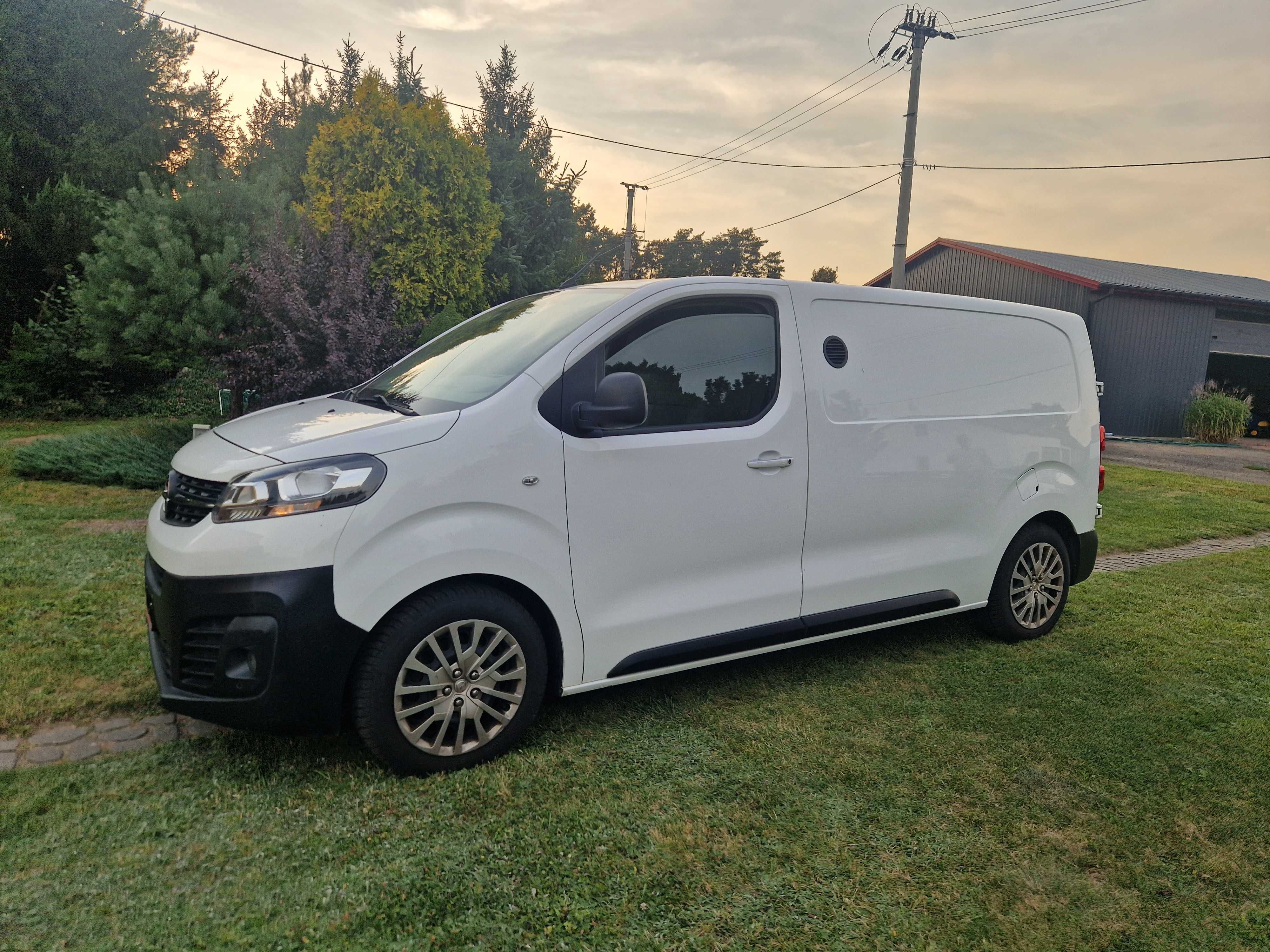 Opel vivaro 2019 1,5cdti 120KM