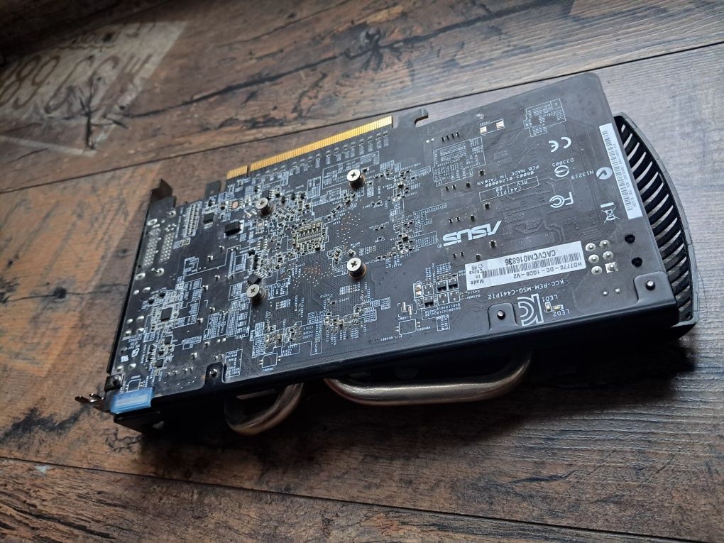 Karta graficzna ASUS AMD Radeon HD 7770 DirectCU
