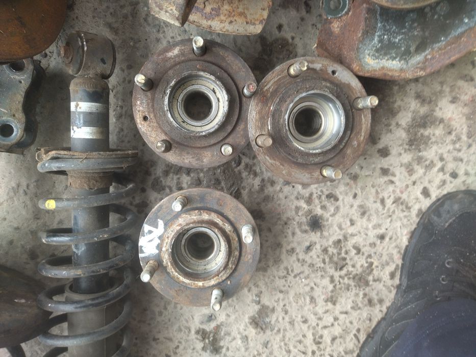 Авторозбірка Mitsubishi lancer 9 1.6 2.0 полуось ступеця диск стойка р