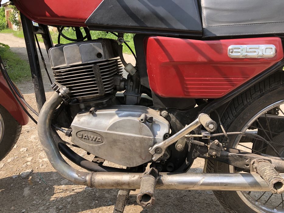 Ява 350 638 на повному ходу