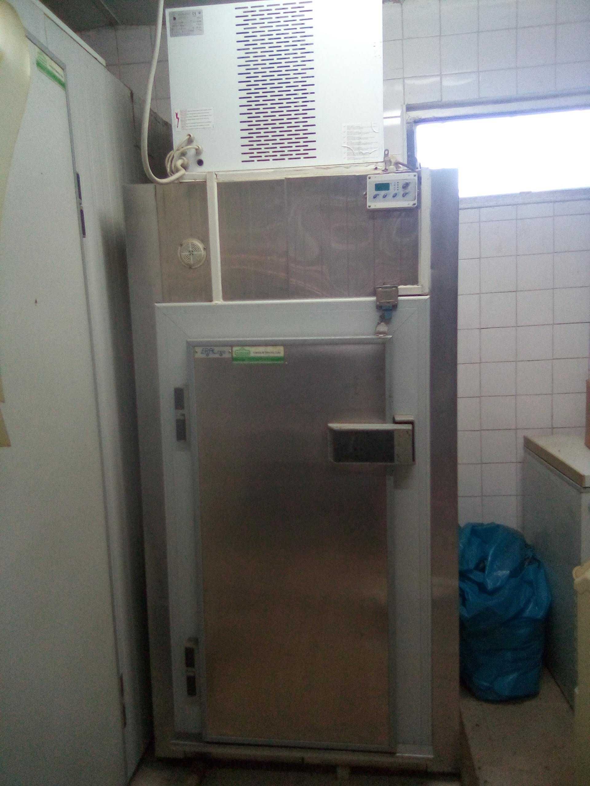 Abatedor de Temperatura Industrial,  para 10 tabuleiros 40x60