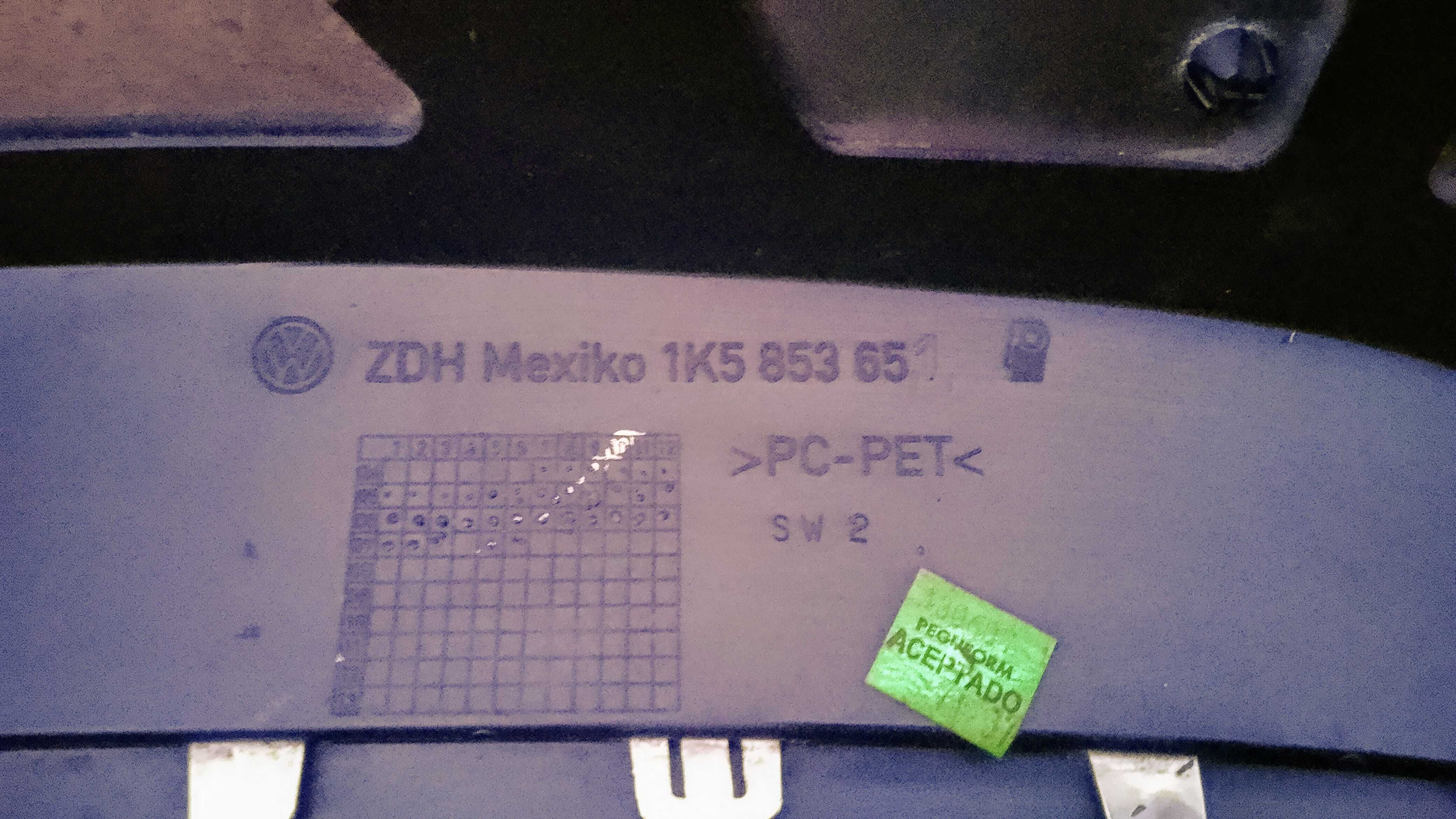 Atrapa grill VW Jetta V