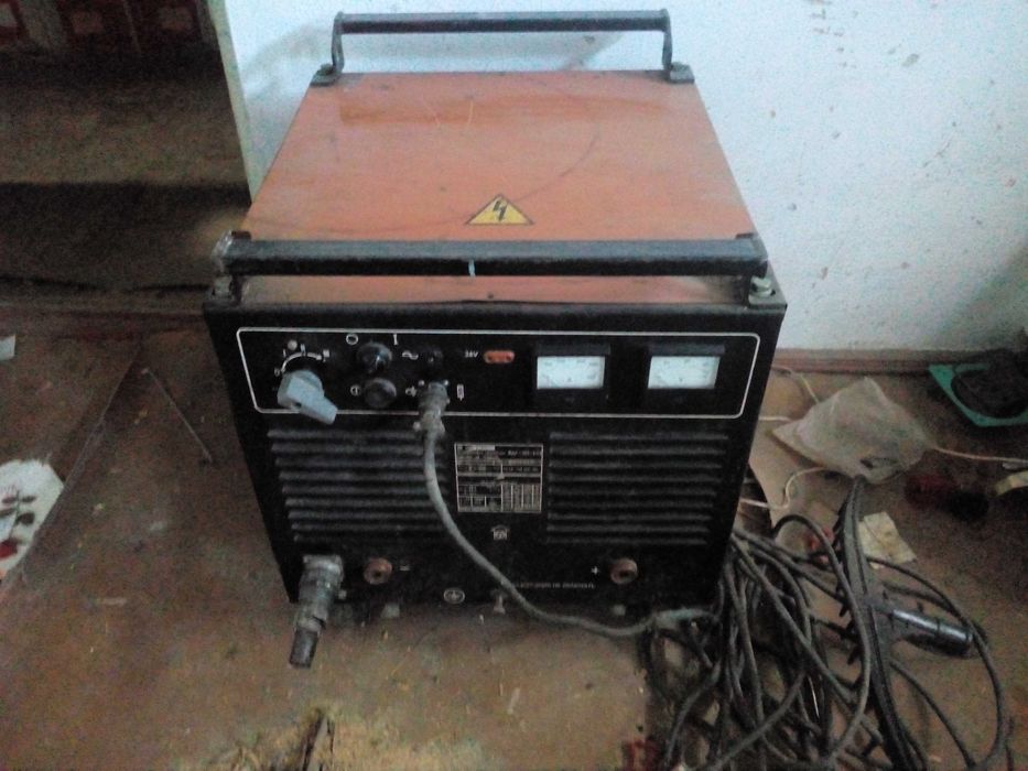 продам : Аппарат сварочный ВДГ-303У3-промышленный