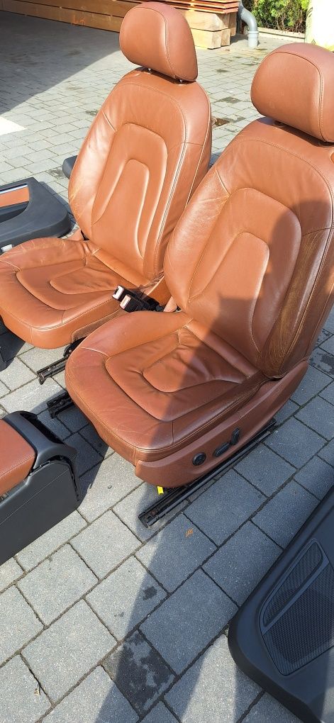 Audi a5 coupe wnętrze boczki fotele kanapa skóra