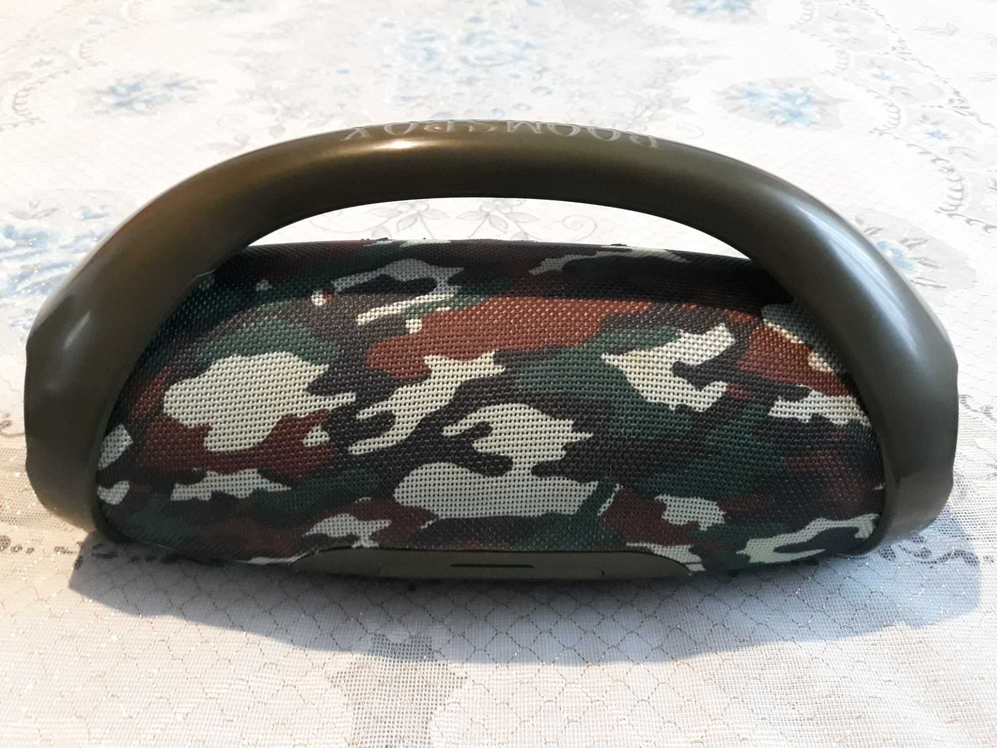 Продам бумбокс JBL