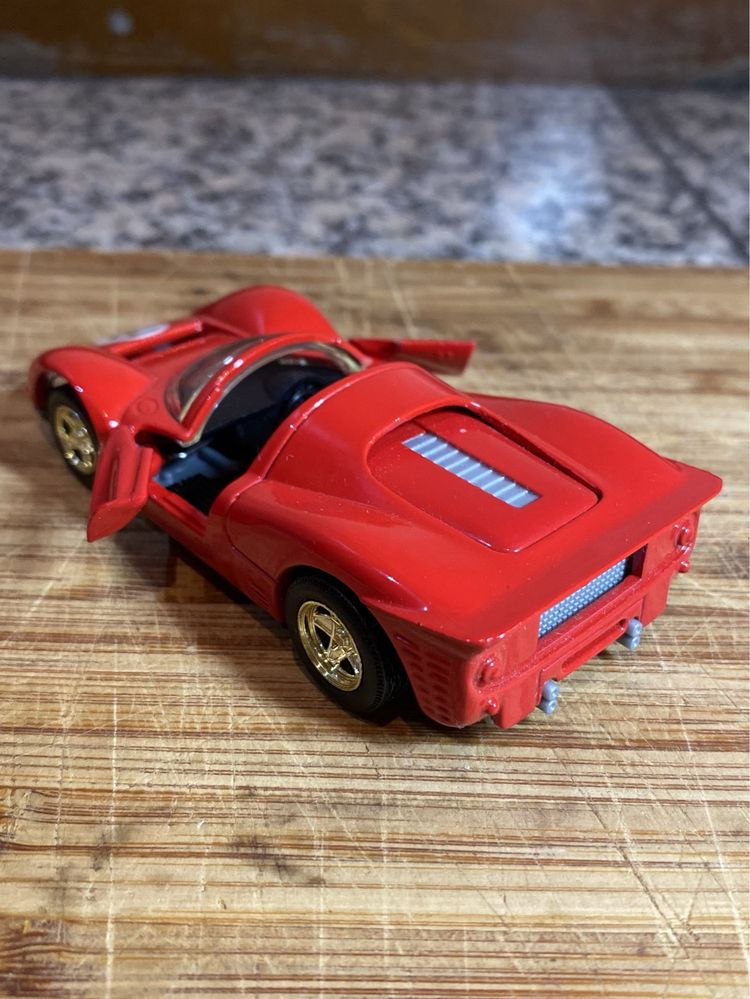 Ferrari (Collezione Classico Shell)