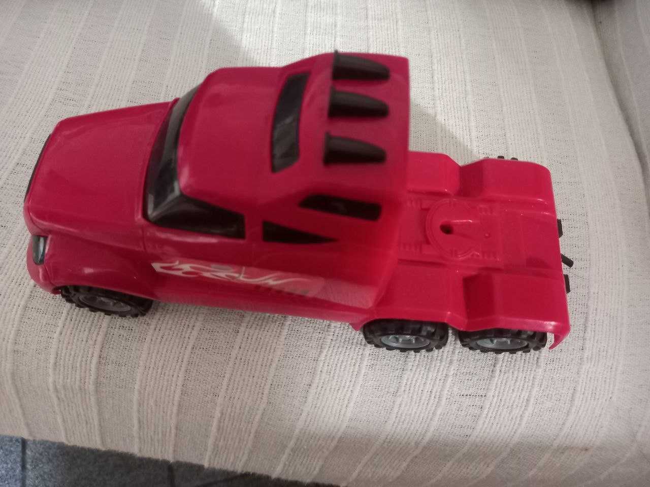 Brinquedo camião