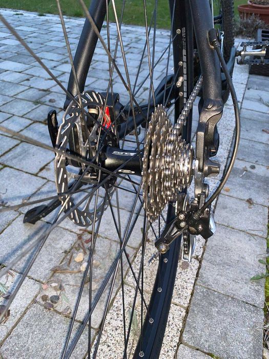 Sprzedam rower męski 28 cali UNIVEGA TERRENO 500